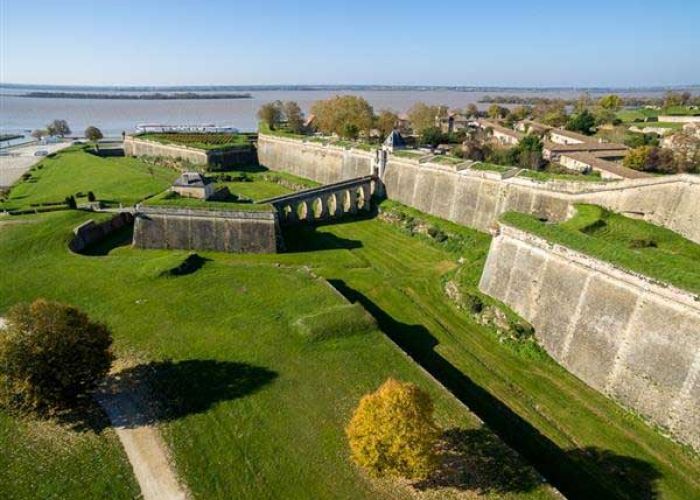 Découvrir autour de L'Alambic de l'estuaire